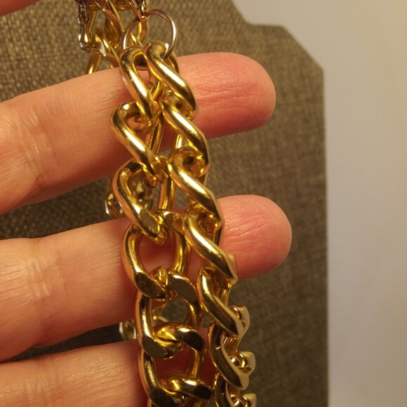 Necklace - Double Strand Gold Tone Curb Chain - Picture 4 of 6